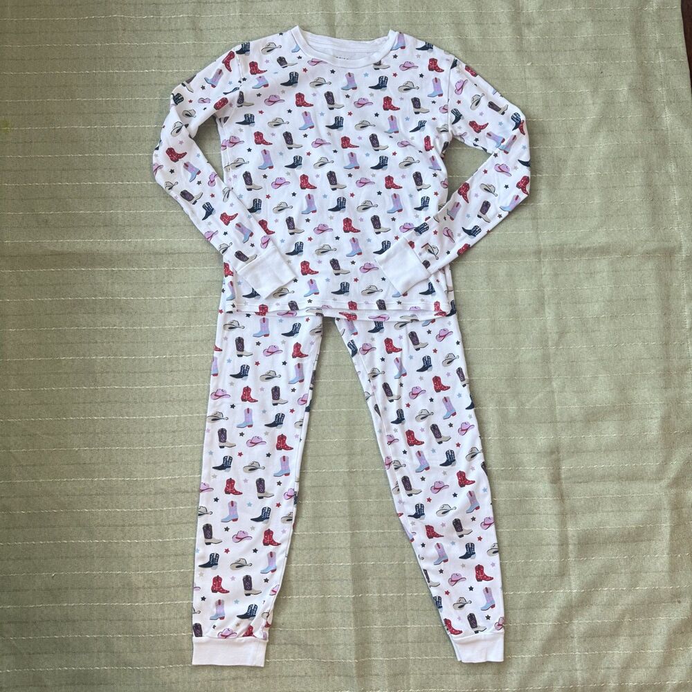 12|12 Girls Cowboy Pajama Set White Boots Hats Long Sleeve Pants Size 10